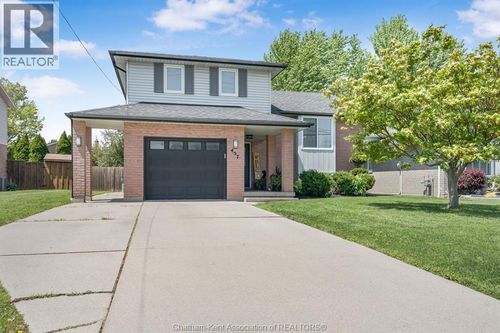 457 Mcnaughton Ave E, Chatham, ON, N7L2H2 | Card Image