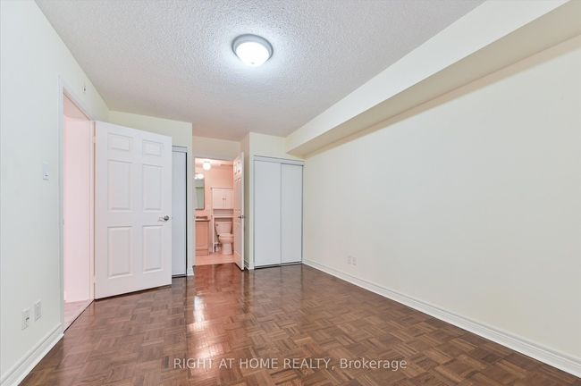 204 - 245 Pine Grove Rd, Condo with 2 bedrooms, 2 bathrooms and 1 parking in Vaughan ON | Image 14