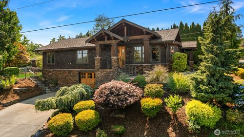 821 4th St, Kirkland, WA, 98033-5505 | Card Image