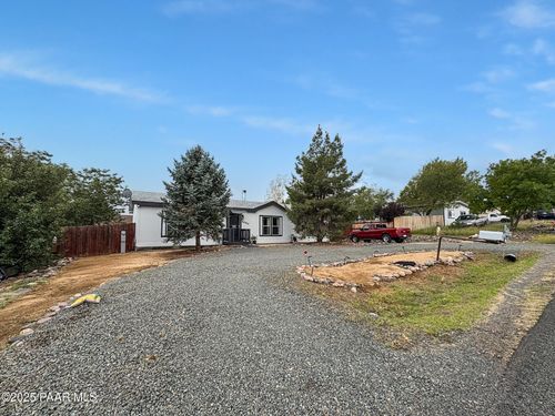 6050 N Wildhorse Dr, Prescott Valley, AZ, 86314-3346 | Card Image