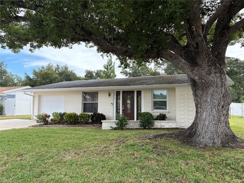 4651 Hunter Ridge Dr, SARASOTA, FL, 34233-1723 | Card Image