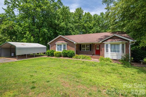 2316 Old Nc 27 Highway, Mount Holly, NC, 28120 | Card Image