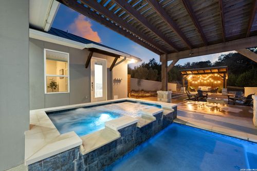 223 Oak Shores Dr, Canyon Lake, TX, 78133-5669 | Card Image