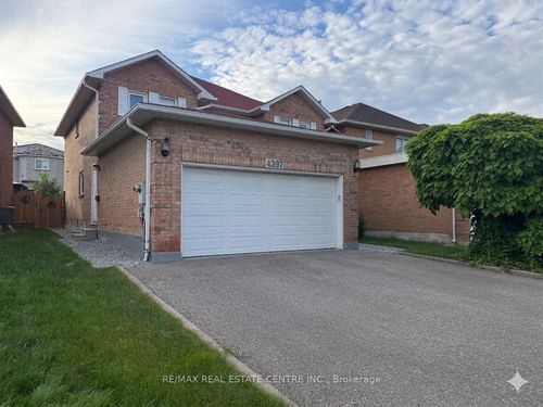 4397 Guildwood Way, Mississauga, ON, L5R2A9 | Card Image