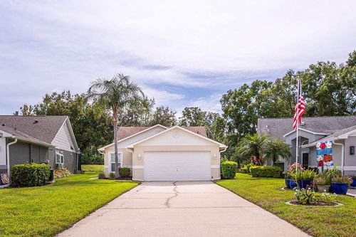 6431 Gentle Ben Cir, WESLEY CHAPEL, FL, 33544-3448 | Card Image