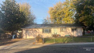 1215 N 2nd East, House other with 3 bedrooms, 1 bathrooms and 1 parking in Mountain Home ID | Image 2