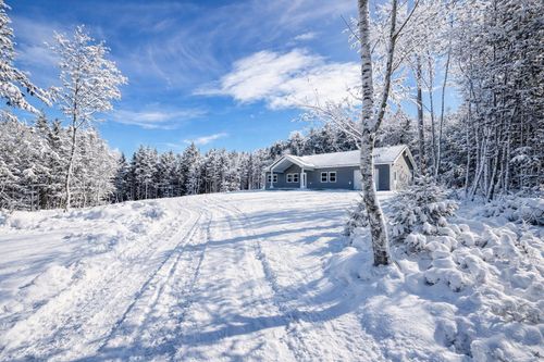 37 Raspberry Crt, Italy Cross, NS, B4V0S5 | Card Image