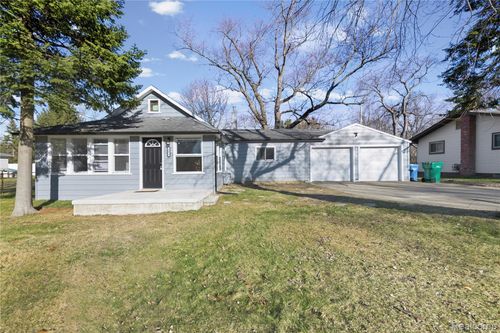 3575 Knollview Ave, West Bloomfield, MI, 48324-2635 | Card Image