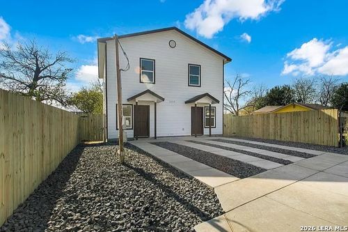 102-2654 Dignowity Ave, San Antonio, TX, 78208-2103 | Card Image