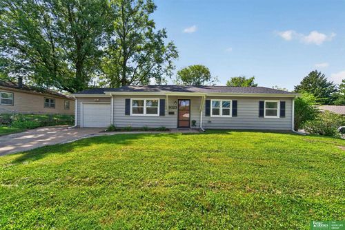 9023 Lamont St, Omaha, NE, 68124-3819 | Card Image