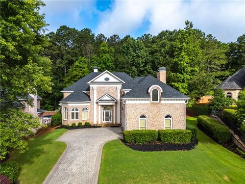 8370 Royal Melbourne Way, Duluth, GA, 30097-6632 | Card Image