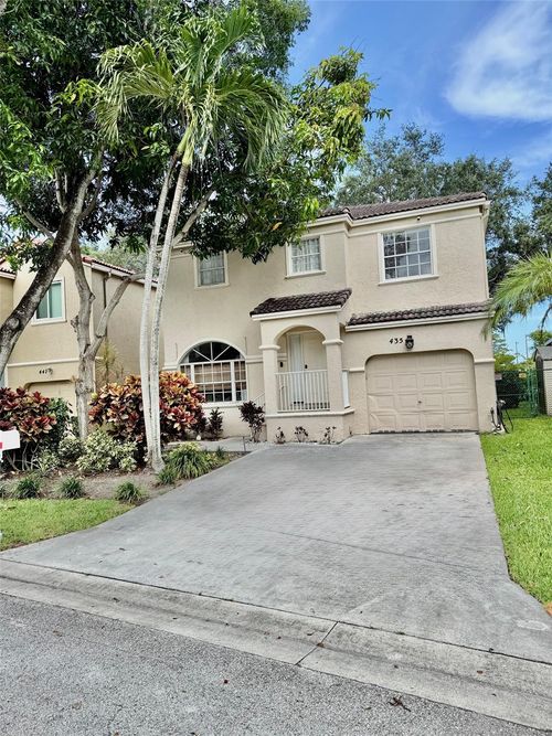 435 Nw 87th Ter, Coral Springs, FL, 33071-7182 | Card Image