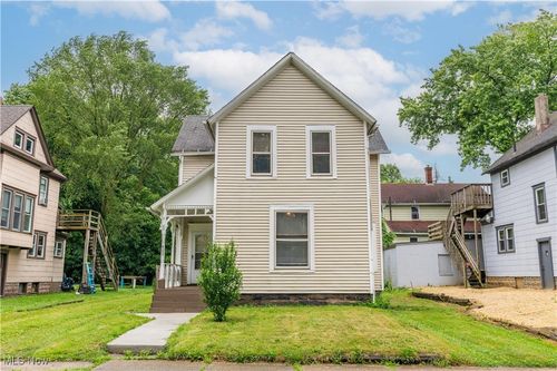 463 Allyn St, Akron, OH, 44304-1849 | Card Image