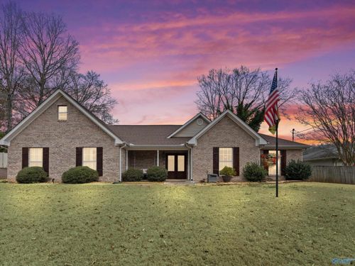 5301 Jefferson Cir, Guntersville, AL, 35976-2814 | Card Image