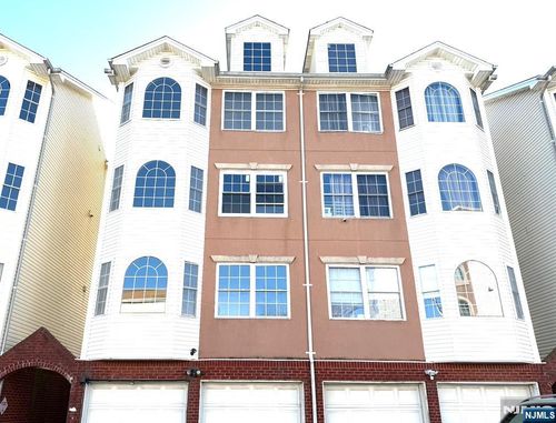 568 Pennsylvania Ave, ELIZABETH, NJ, 07201-1158 | Card Image