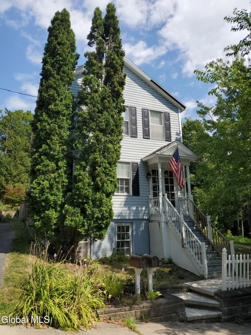 1-2 Lawrence St, Rensselaer, NY, 12144-2316 | Card Image