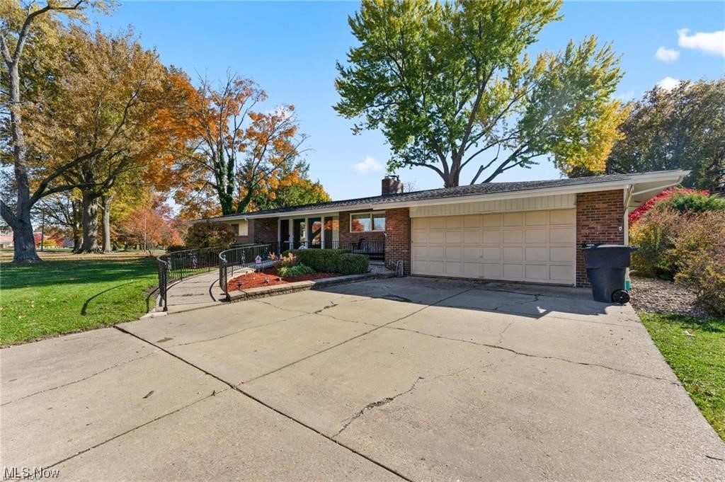 Atlantic St, Warren, OH 44483