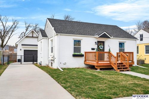202 Hollostone Dr, Blair, NE, 68008-2249 | Card Image