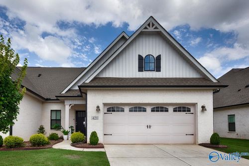 421 Raleigh Elm Dr Sw, Huntsville, AL, 35824-3514 | Card Image