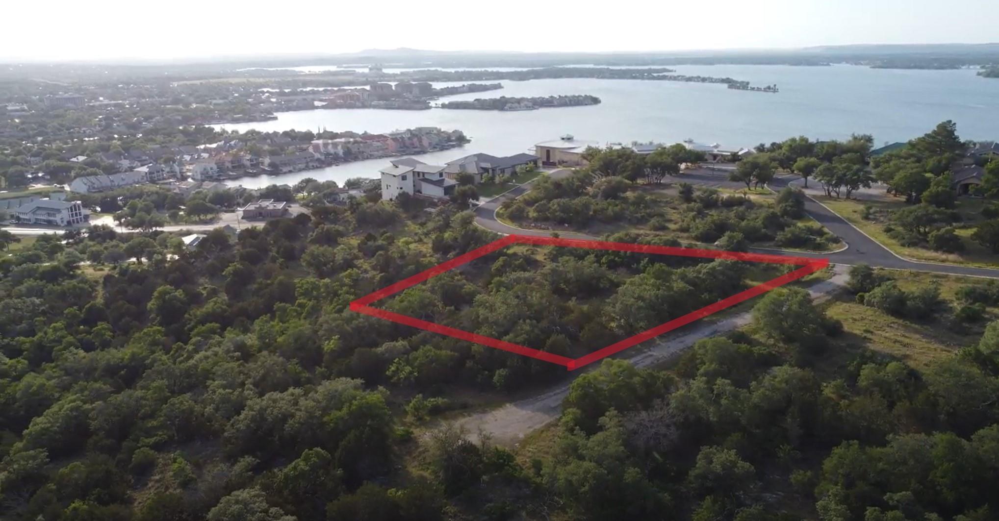 Land in Horseshoe Bay