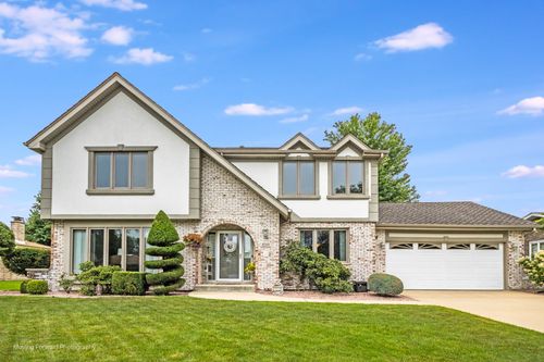 8319 Waterford Dr, Tinley Park, IL, 60477-6558 | Card Image