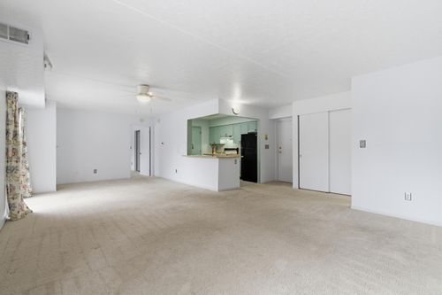 apt-133-3941 Karl Rd, Columbus, OH, 43224-5203 | Card Image