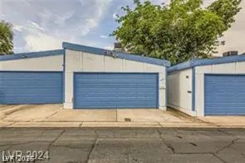 4232 Kona Coast Way, Las Vegas, NV, 89121-4803 | Card Image