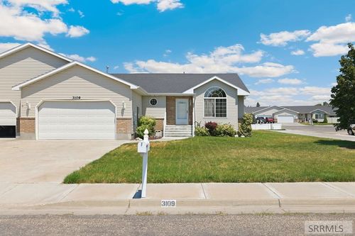 3109 Madeline Ct, Ammon, ID, 83406-4579 | Card Image