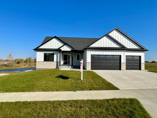 301 Somerby Pkwy Ne, Byron, MN, 55920-5509 | Card Image