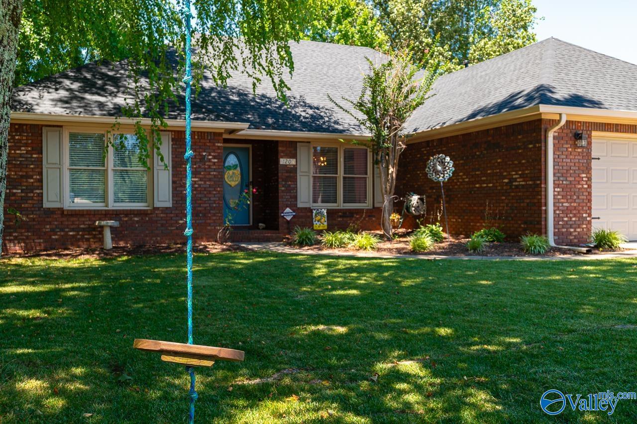 Teresa St, Portage, IN 46368