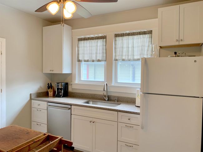 2024 10 Th Ave S, House other with 2 bedrooms, 1 bathrooms and 2 parking in Nashville TN | Image 10