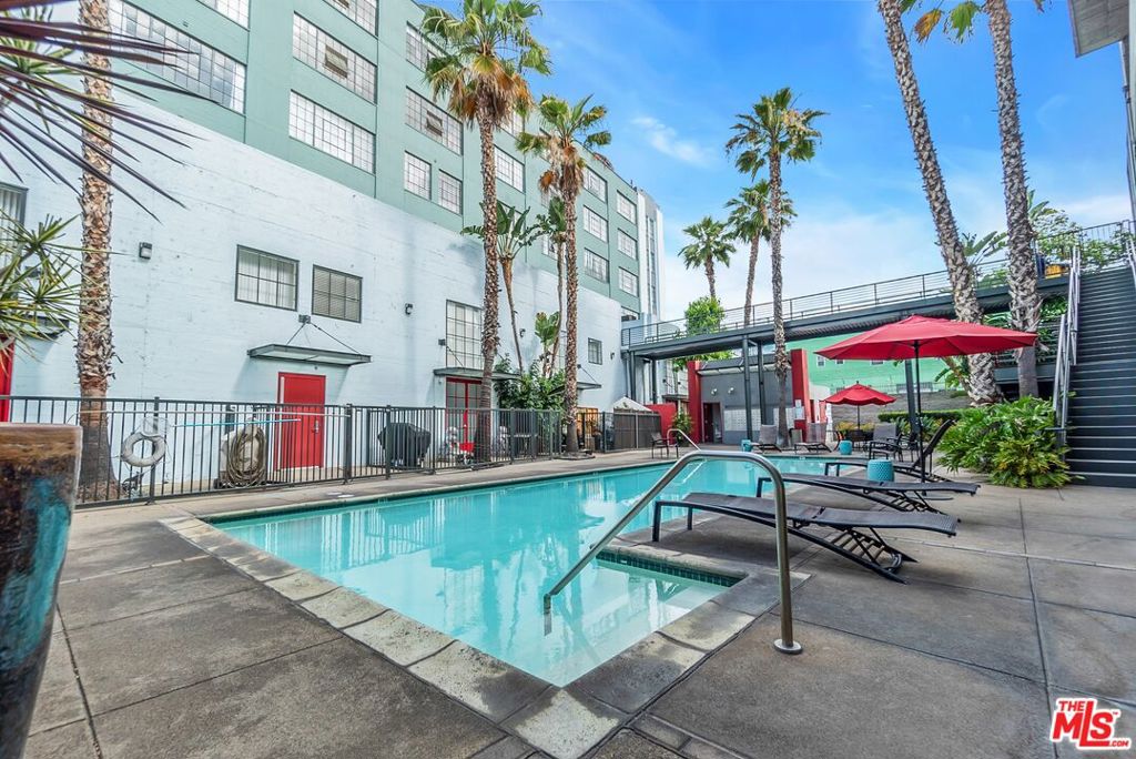 Residential in Los Angeles 4