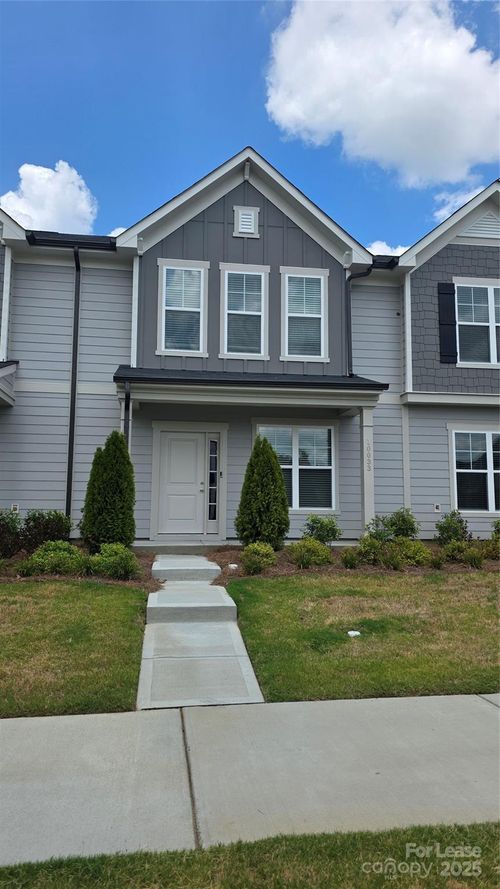 10033 Guardian Dr, Charlotte, NC, 28273-4664 | Card Image