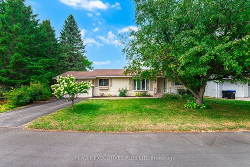 112 Tecumseth Pines Dr, Tottenham, ON, L0G1W0 | Card Image