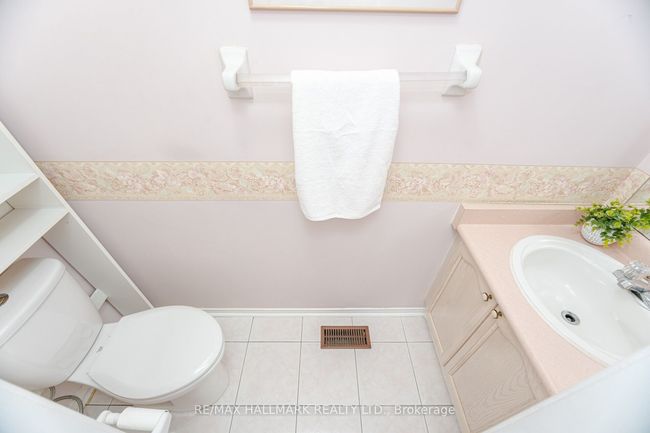 10 Iles St, House other with 5 bedrooms, 4 bathrooms and 2 parking in Ajax ON | Image 16