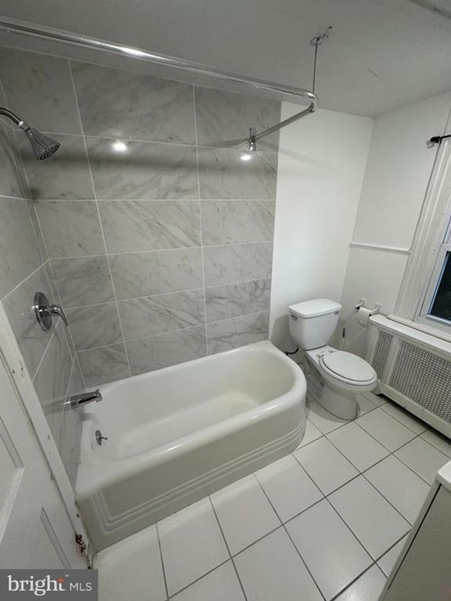 2 - 633 Edge Hill Rd, House other with 2 bedrooms, 1 bathrooms and null parking in GLENSIDE PA | Image 11