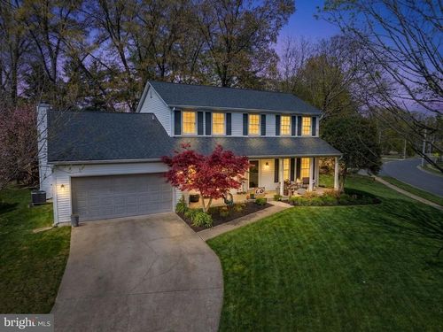 6553 Raftelis Rd, BURKE, VA, 22015-4163 | Card Image