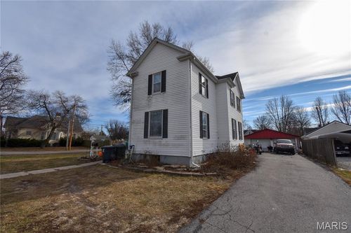 500 W 1st South St, Mount Olive, IL, 62069-1515 | Card Image