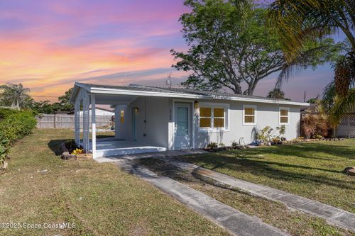 2168 Canterbury Ln, Melbourne, FL, 32935-3705 | Card Image