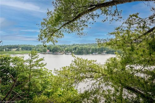 1025 Hummingbird Lane, South Frontenac, ON, K0H1W0 | Card Image