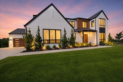 10092 Tall Grass Trl, Saint John, IN, 46373-0529 | Card Image