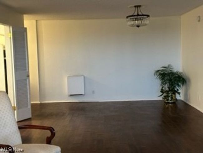 Large Dining Area | Image 5