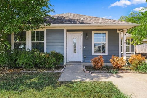 1614 S Montgomery St, Sherman, TX, 75090-8859 | Card Image