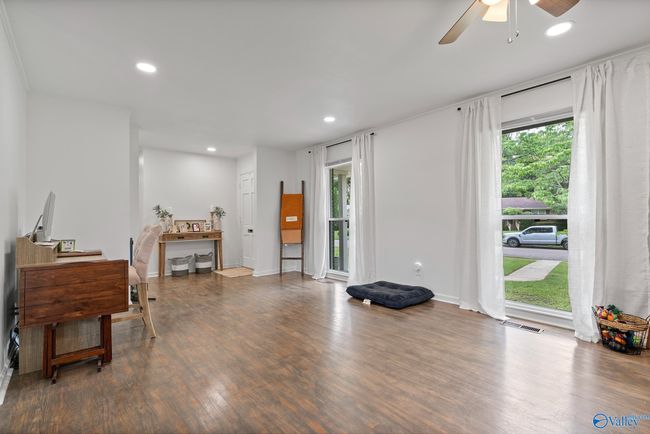1401 Woodmont Ave Se, House other with 3 bedrooms, 2 bathrooms and null parking in Huntsville AL | Image 10
