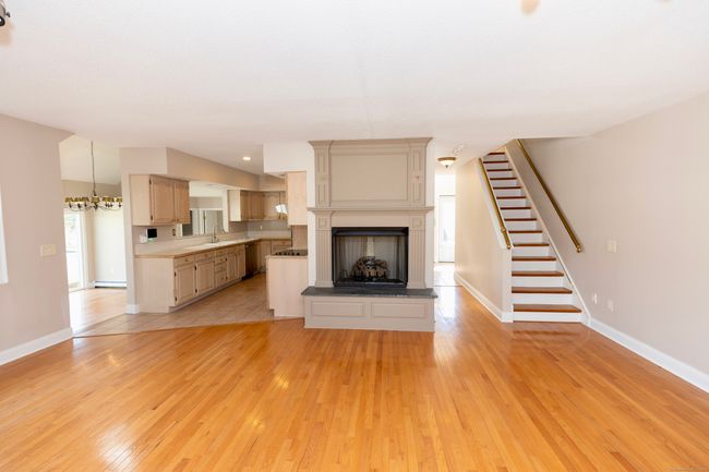94 Waldron Dr, Home with 6 bedrooms, 6 bathrooms and 5 parking in Westbrook CT | Image 16