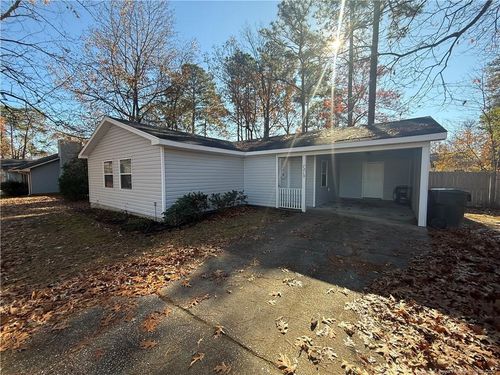 7213 Reedy Creek Dr, Fayetteville, NC, 28314-5252 | Card Image