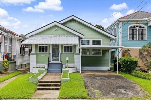 2434 Wisteria St, New Orleans, LA, 70122-4866 | Card Image