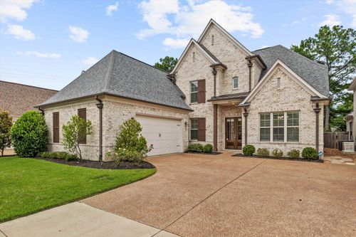 202 Chadwick Woods Ln, Collierville, TN, 38017-1011 | Card Image