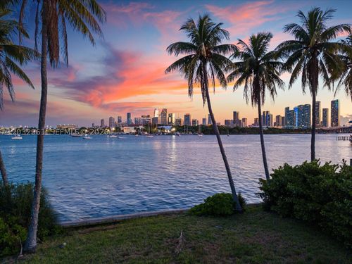 1228 S Venetian Way, Miami Beach, FL, 33139-1173 | Card Image