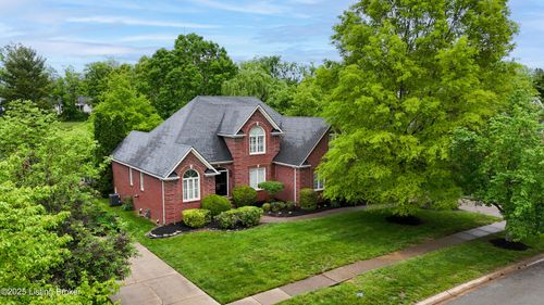 17217 Mallet Hill Dr, Louisville, KY, 40245-4478 | Card Image